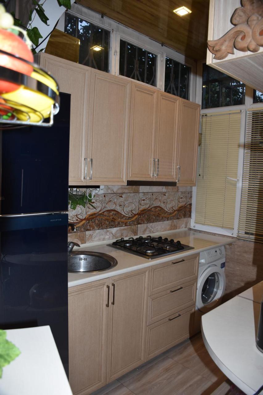 3 Room Flat In Тбилиси Екстериор снимка